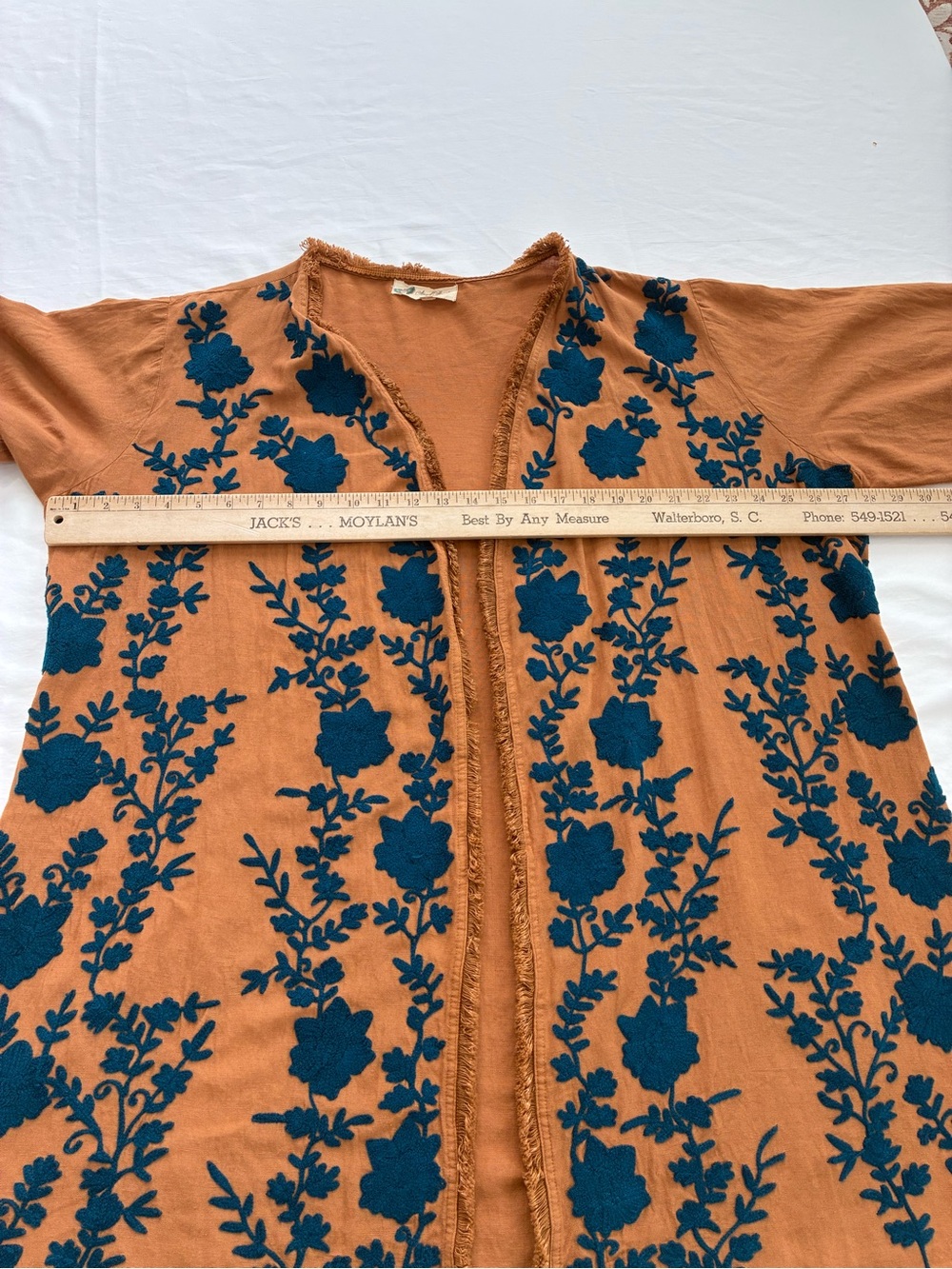 Angel Heart Boutique 3X Embroidered Floral Kimono Bell Sleeve Boho Plus Size
-- - Picture 6 of 8